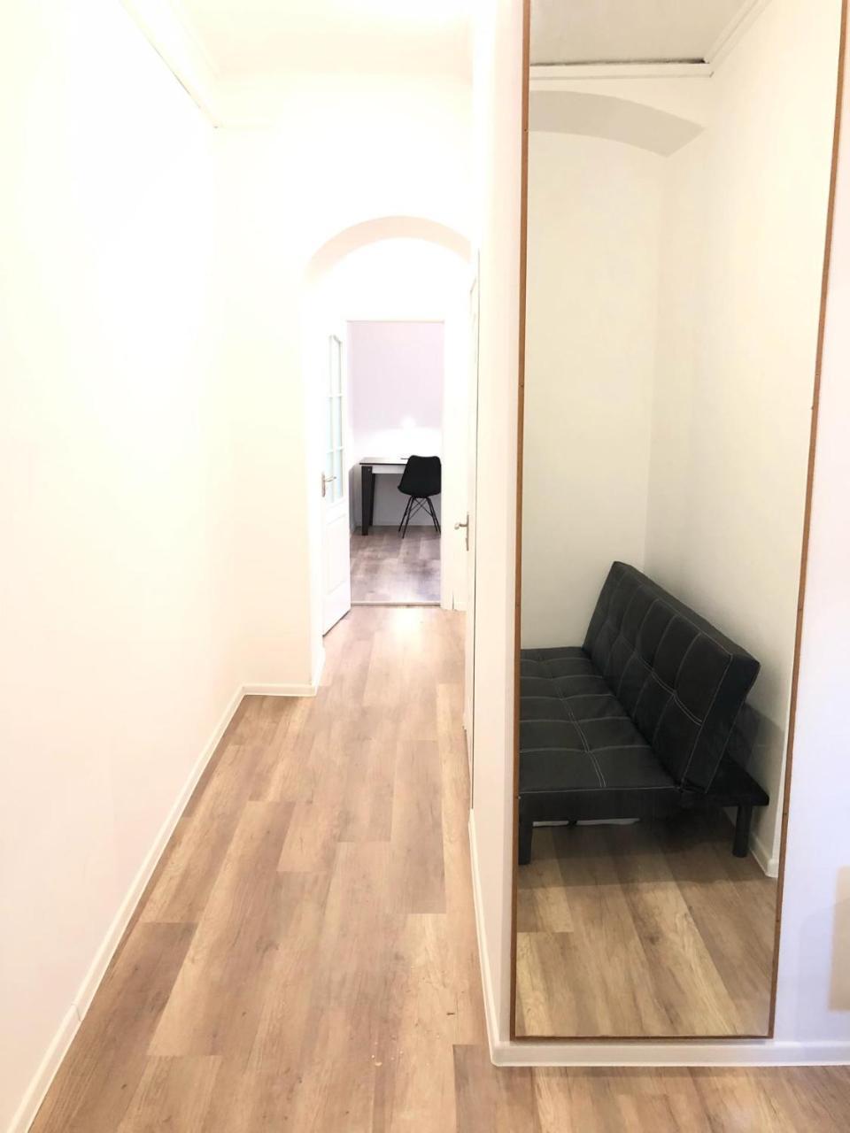 Modern Apartment In Lviv Historic Center. Exterior foto