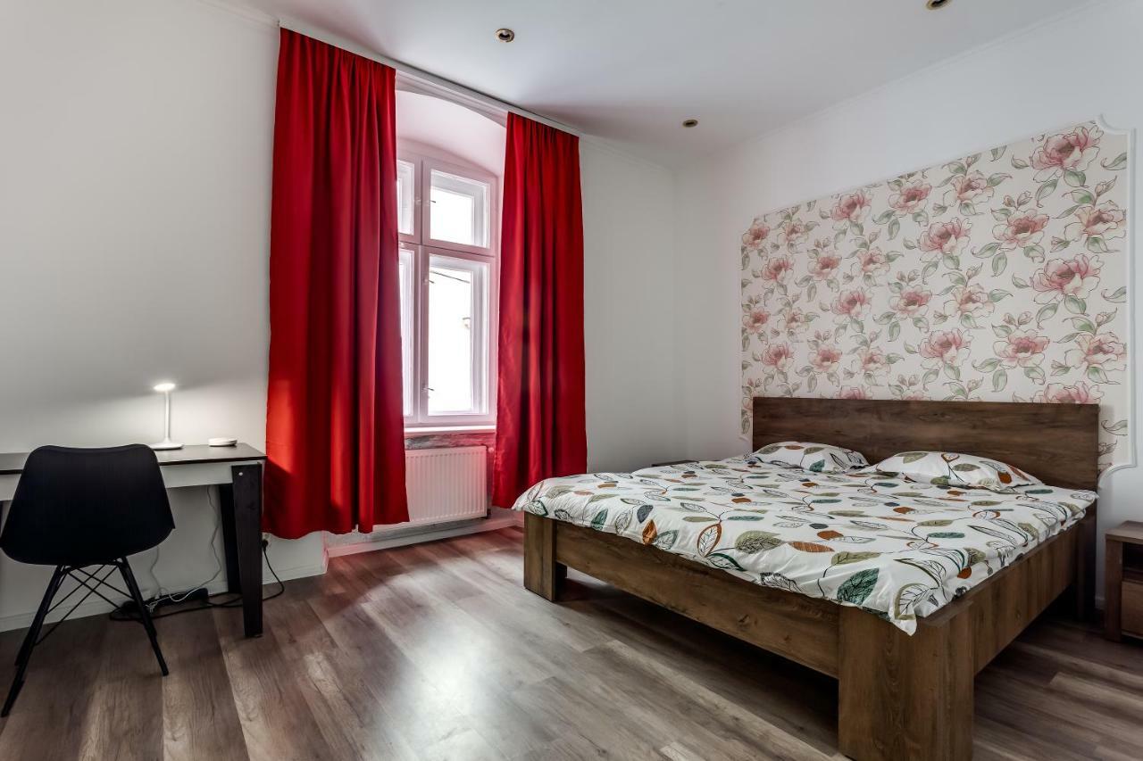 Modern Apartment In Lviv Historic Center. Exterior foto