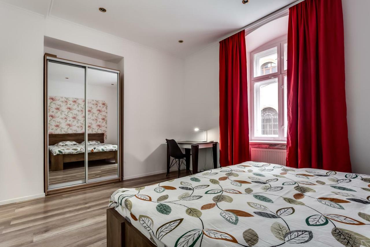 Modern Apartment In Lviv Historic Center. Exterior foto