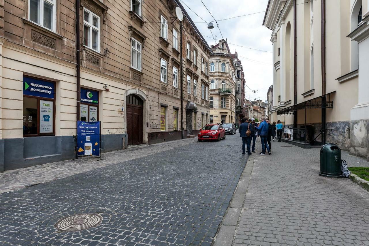 Modern Apartment In Lviv Historic Center. Exterior foto